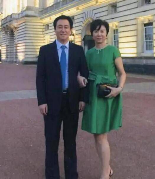 久久大胆